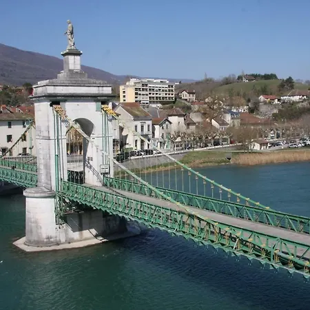 Du Rhone 3* Seyssel