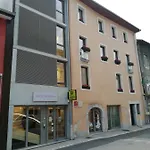 Du Rhone 3*