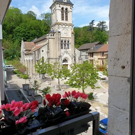 ホテル Du Rhone セセル