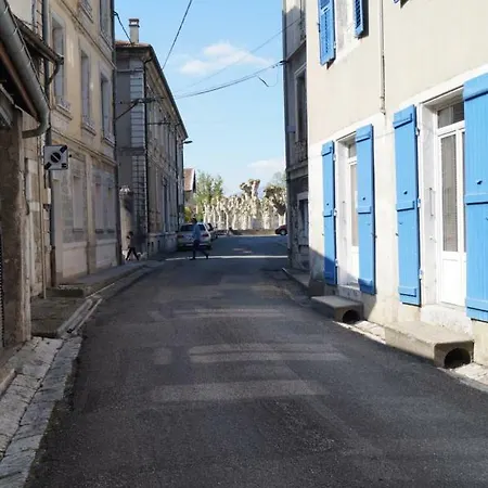 Logis Du Rhone Hotel