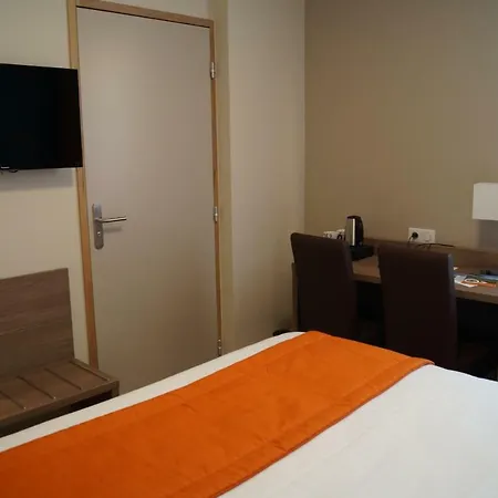 Hotel Du Rhone