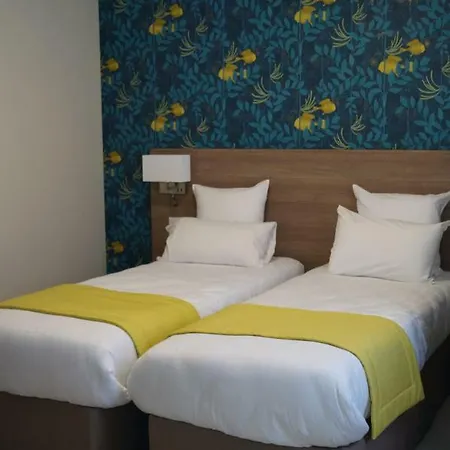 Du Rhone Hotel 3*